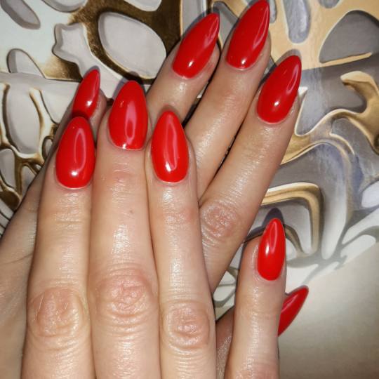 Kalina Beauty #beograd Izlivanje noktiju Izlivanje noktiju gelom + gel boja - S dužina