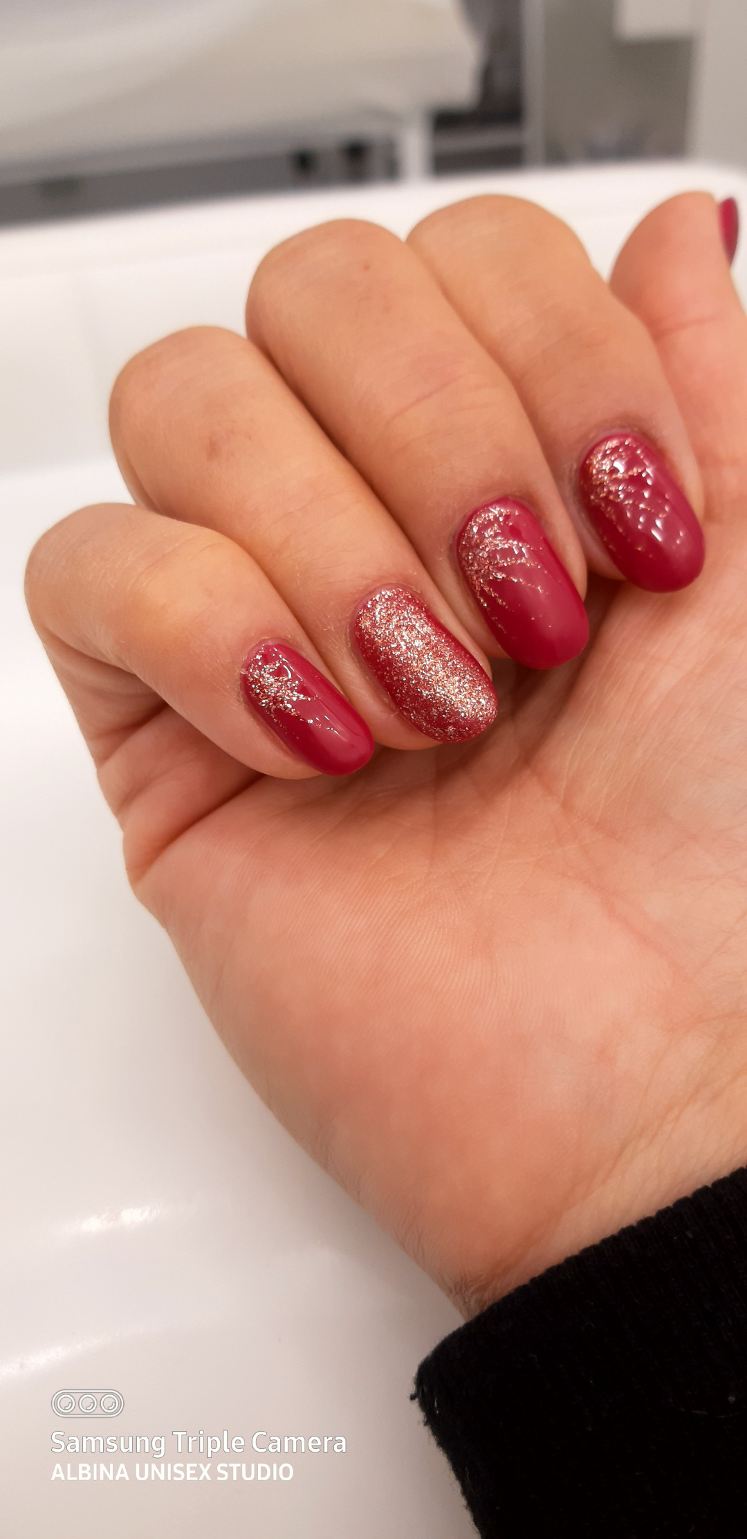 Albina Unisex Studio Lepote #temerin Gel lak Gel lak, ruber baza- ruke i mini manikir (bez skidanja tuđeg materijala)
