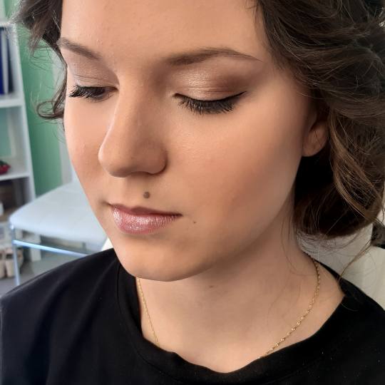 Albina Unisex Studio Lepote #temerin Make-up / šminkanje Profesionalno šminkanje - mala matura / d