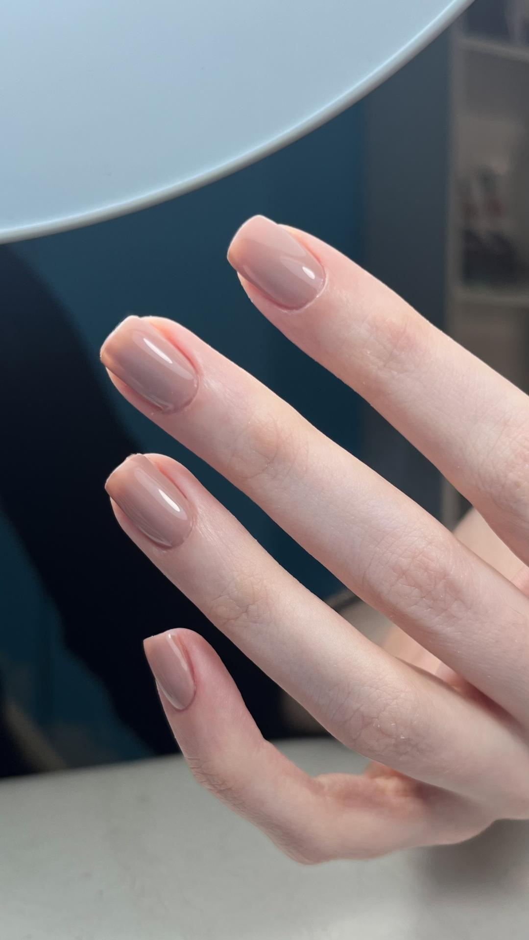 Manikir + bazno prekrivanje - majstor+ - Touch Aesthetic&Medical care, Beograd Manikir Nokti Manikir, Beograd, Vračar, Čubura, Crveni krst