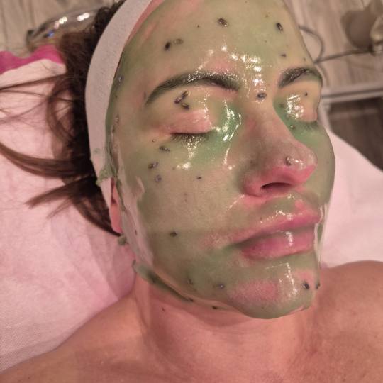 Nega lica i tela kod Gorice #beograd CHI ENERGY,INTENSIVE I GREEN TEA najbolja kombinacija kod rozac