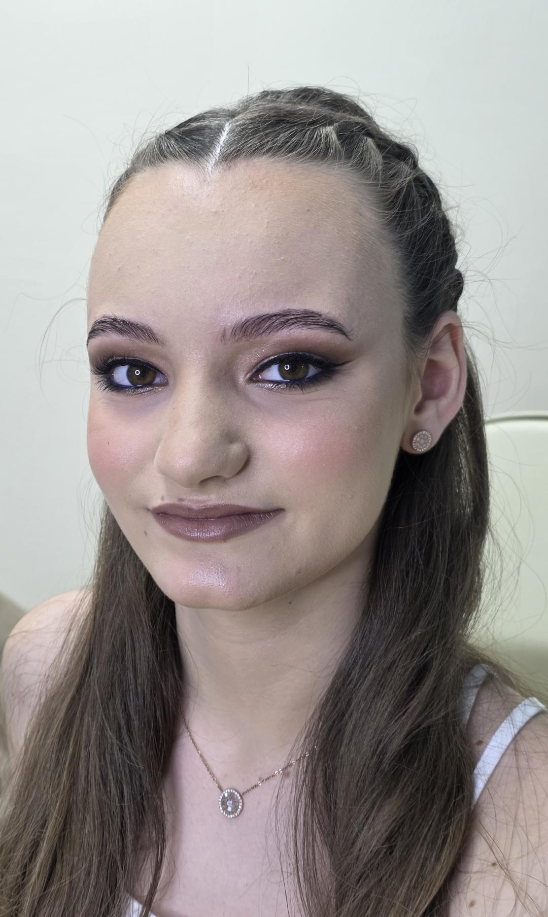 Profesionalno šminkanje - Gospođica Draga, Novi Sad Make-up / šminkanje Lice Make-up / šminkanje, Novi Sad, Sajmište, Detelinara, Banatić