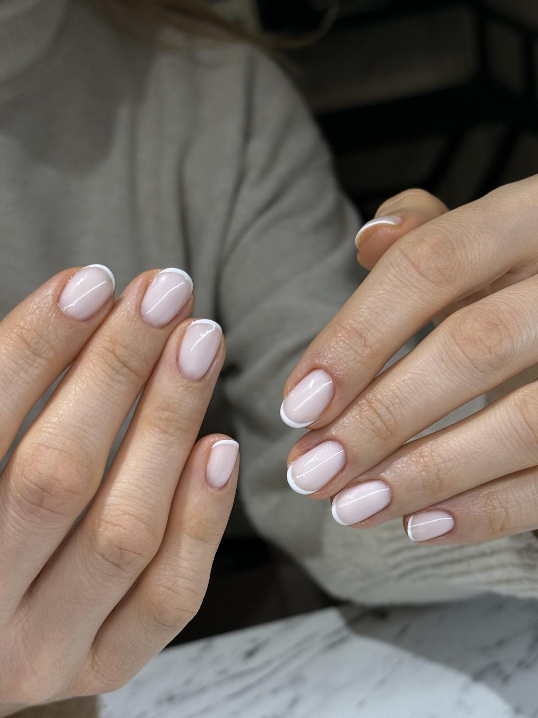 Ojacavanje rubber bazom - kratki - Beauty Cocktail, Beograd Ojačavanje noktiju Nokti Ojačavanje noktiju, Beograd, Voždovac