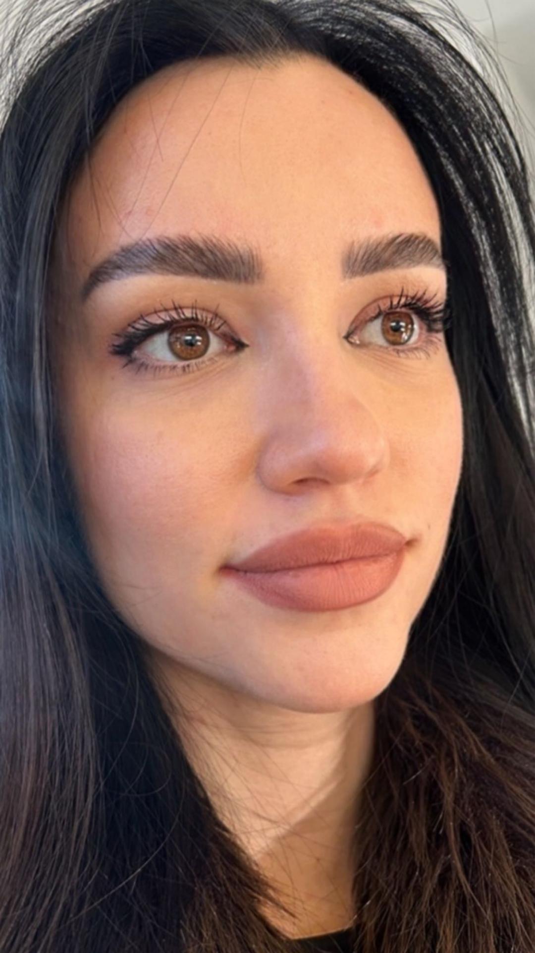 Esthetique Privé #beograd Obrve Brow lift + farbanje obrva