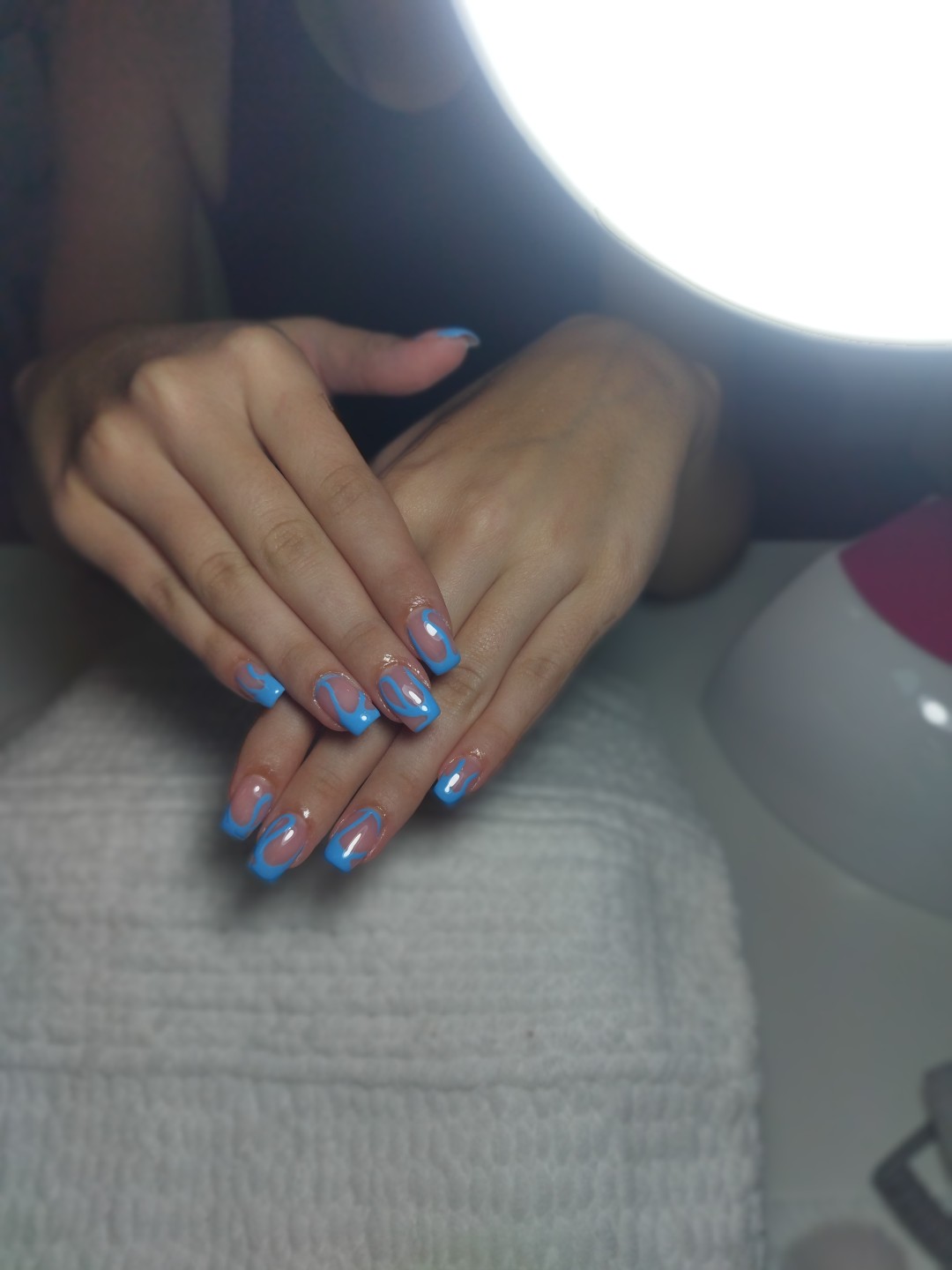 Ojačavanje noktiju S dužina korekcija - Studio Diva Lux, Niš Ojačavanje noktiju Nokti Ojačavanje noktiju, Niš, Medijana