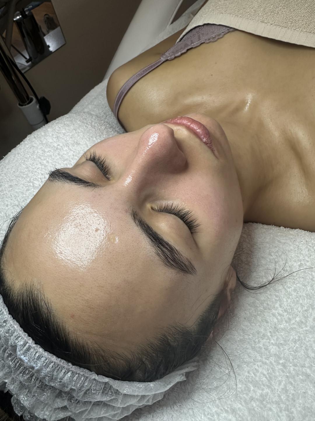 Deep Clean > Higijenski tretman + Hydrafacial + UV špatula - Zen Club, Beograd Tretman lica Lice Tretman lica, Beograd, Vidikovac, Petlovo brdo, Labudovo brdo