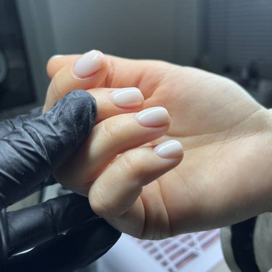 Voss Nails #beograd Manikir Russian manicure with gel polish