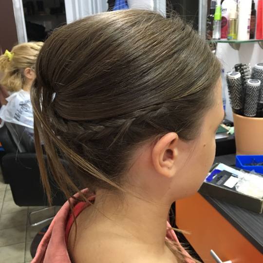 Valentina - Tina S #beograd Svečane i frizure za svadbu Svečana frizura - duga kosa malo opustene 