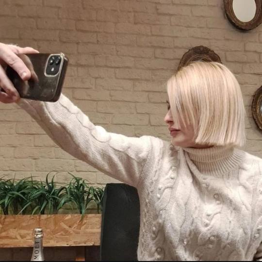 Studio Lady N #beograd Farbanje kose Farbanje cele dužine - kratka kosa Farbanje+sisanje +feniranje