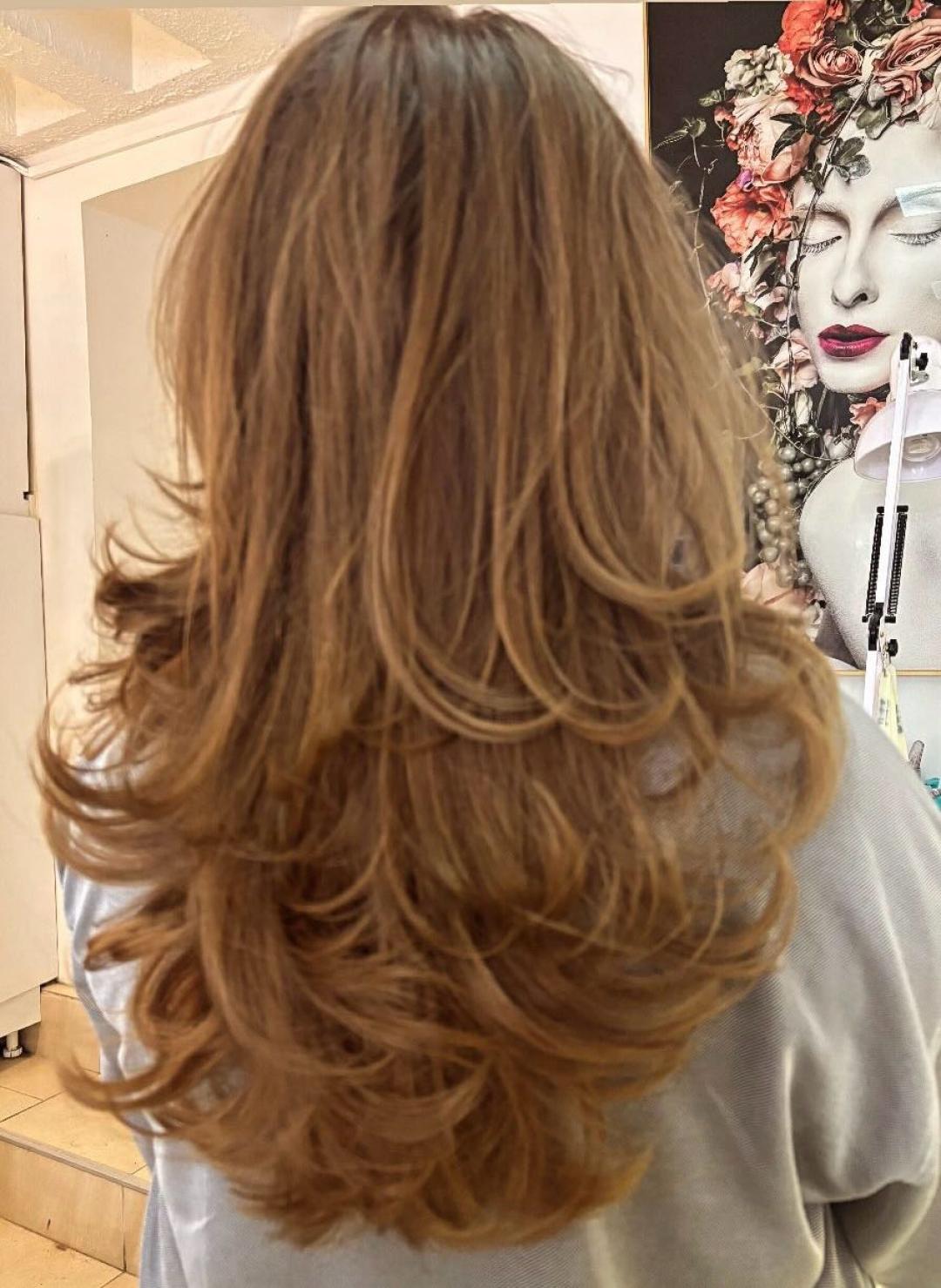 Tmins - My Way Vračar #beograd Žensko šišanje Žensko šišanje + feniranje - ekstra duga kosa