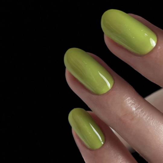 Doll's Code #novisad Izlivanje noktiju Gel lak / rubber baza