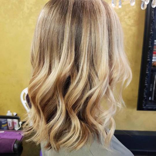 Baroque #beograd Ombre, sombre, balayage Balayage + preliv + feniranje - srednja dužina kose