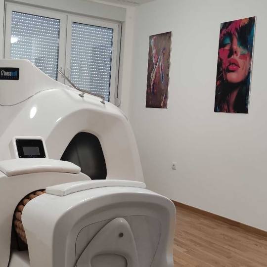 nVitas Body Magic #subotica Poštovani,naš salon je za oblikovanje i negu tela,u ponudi trenutno im
