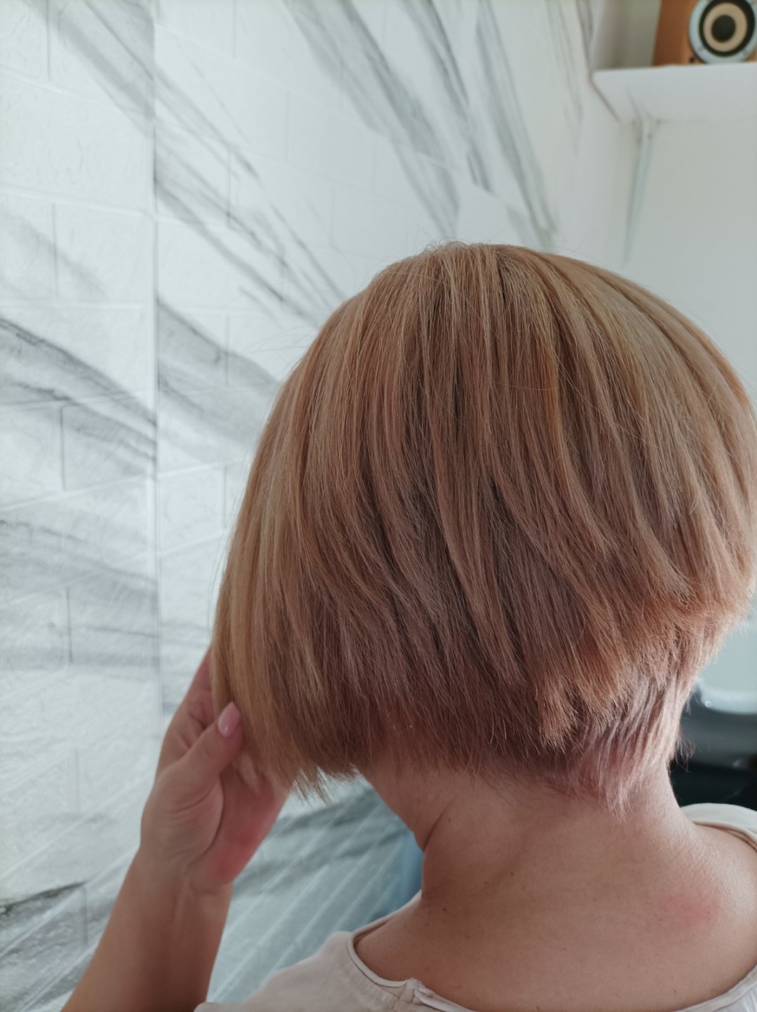 Shiny Look Gordina #nis Keratinski tretmani Keratinsko ispravljanje kose - kratka kosa