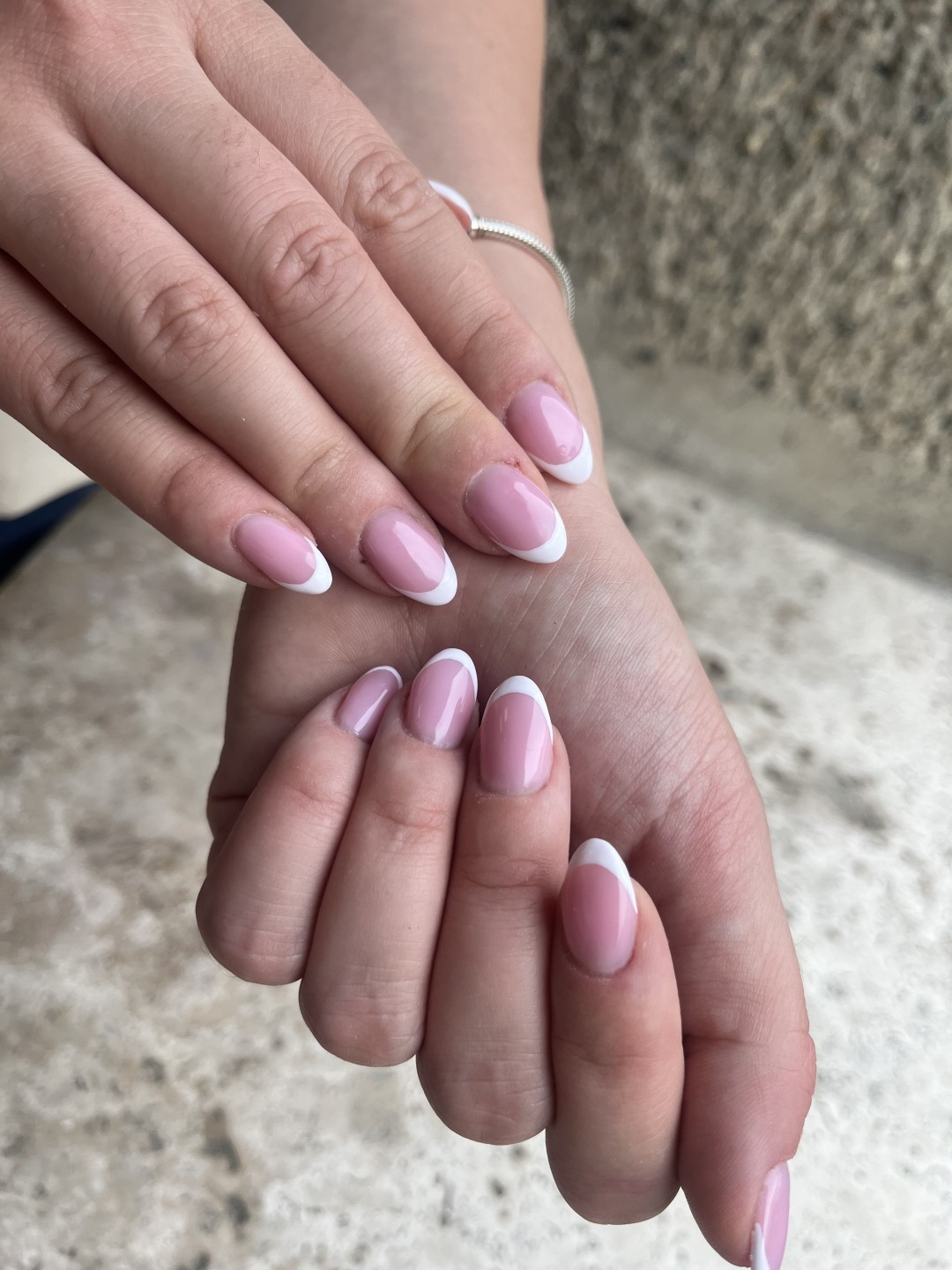 Xenija Beauty Room #beograd Manikir Izlivanje noktiju gelom - M duzina