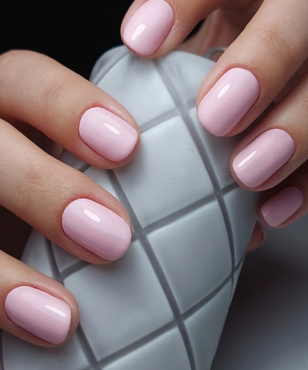 Fearless Beauty Studio #beograd Manikir Manikir + gel lak (kombinovani manikir)