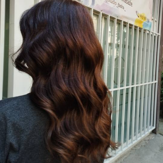 Beautystudio Dasha #beograd Farbanje kose Preliv cele dužine +FENIRANJE- sve dužine kose