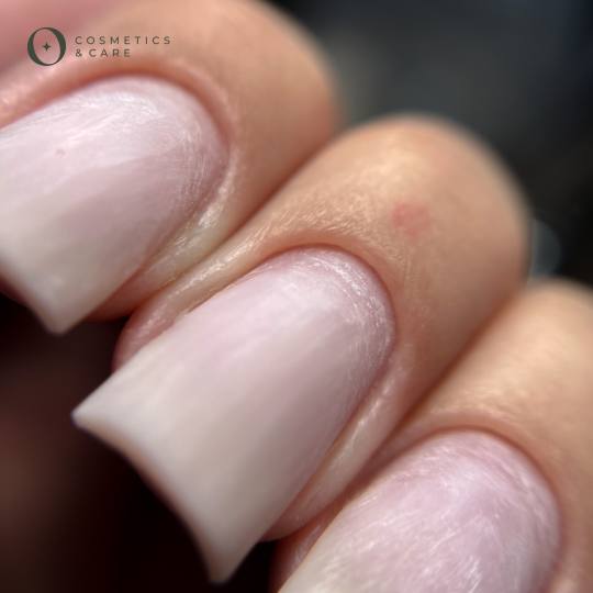 October Care #novisad Korekcija noktiju Skidanje materijala + sređivanje zanoktica Nokti spremni za