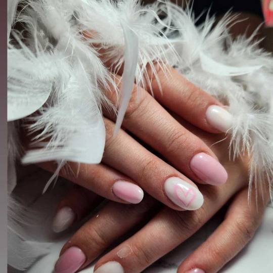 Beauty Team J&S 037 #krusevac Korekcija noktiju Korekcija izlivanja noktiju S/ M dužina
