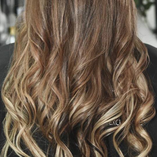 SALON 26 - Dorćol #beograd Pramenovi Pramenovi na foliju Pramenovi na foliju - duga kosa Pramenovi 
