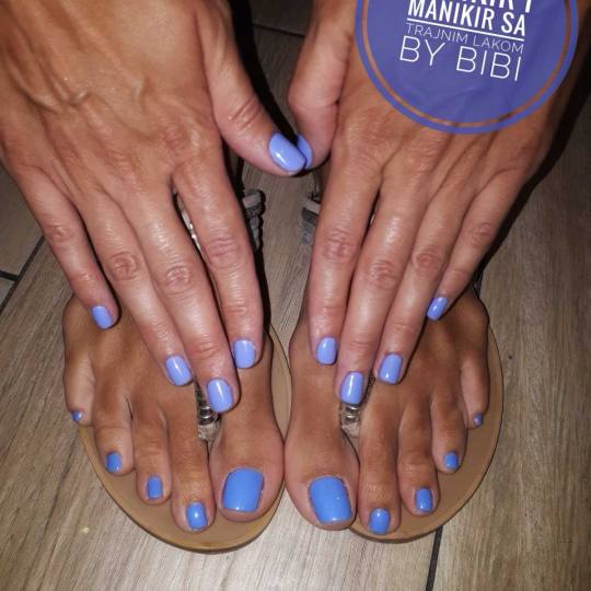 Bibi beauty centar #beograd Estetski pedikir Estetski pedikir + gel lak pedikir i manikir sa trajnim