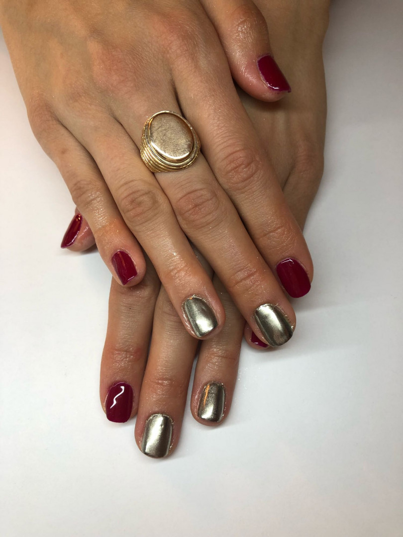 Mademoiselle Beauty #beograd Gel lak Gel lak - ruke sa aparatnim manikirom