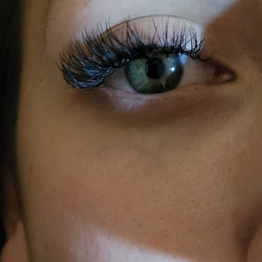 Bling Bling Nails and Lashes #beograd Nadogradnja trepavica Nadogradnja trepavica - mix Zakazite kon