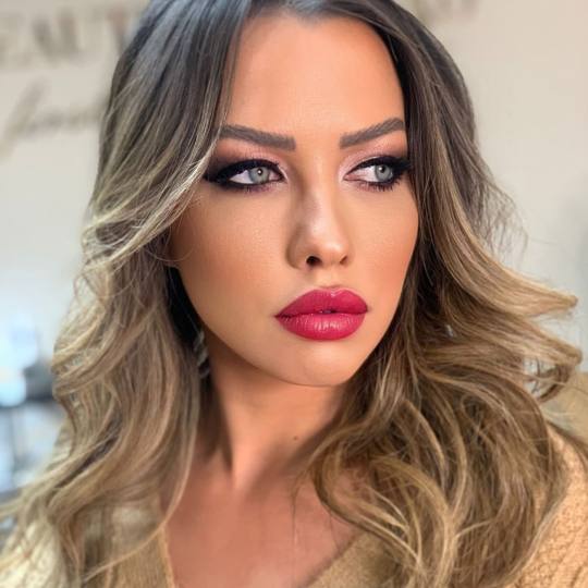 F.L.Y. Beauty Beograd #beograd Make-up / šminkanje Profesionalno šminkanje