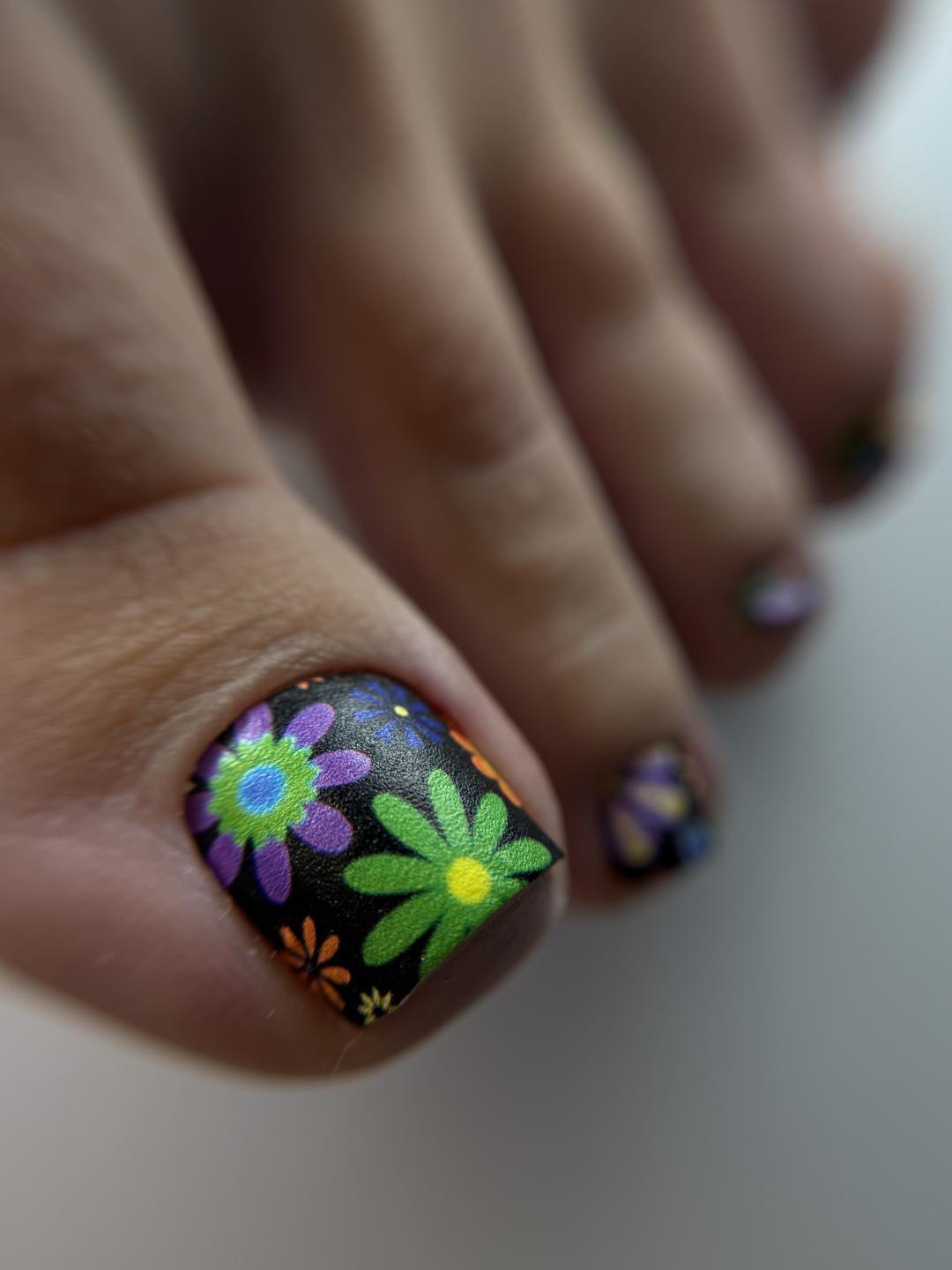 Mask #beograd Estetski pedikir Ruski pedikir + pljonke + obrada peta