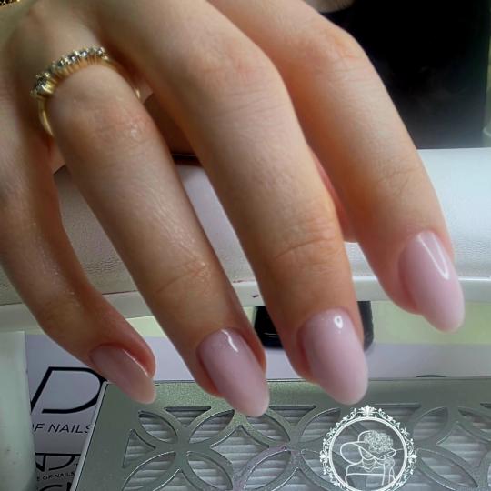 Gospođica Draga #novisad Ojačavanje noktiju Ojačavanje noktiju rubber bazom