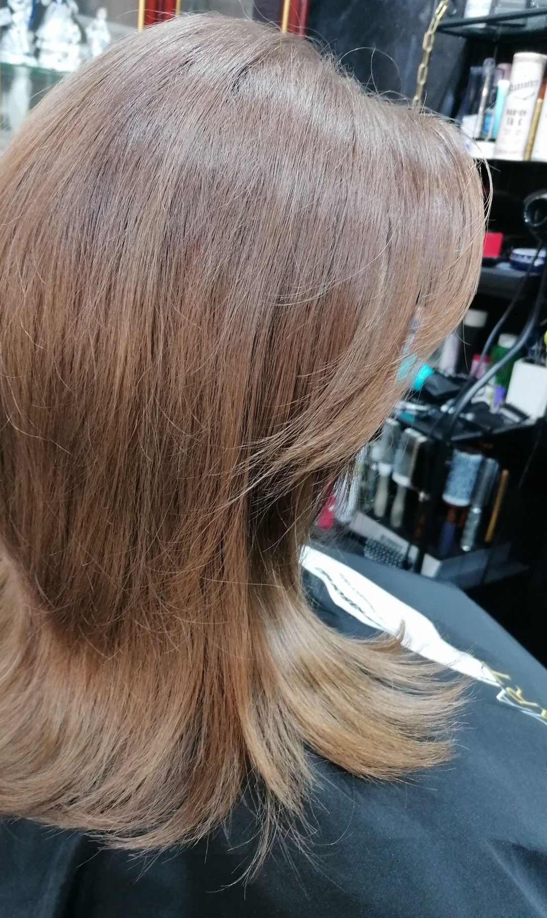 Žensko šišanje + feniranje kose + pakovanje za negu kose - sve dužine kose - SALON5, Novi Sad Žensko šišanje Frizerski saloni Žensko šišanje, Novi Sad, Grbavica, Liman, Adamićevo