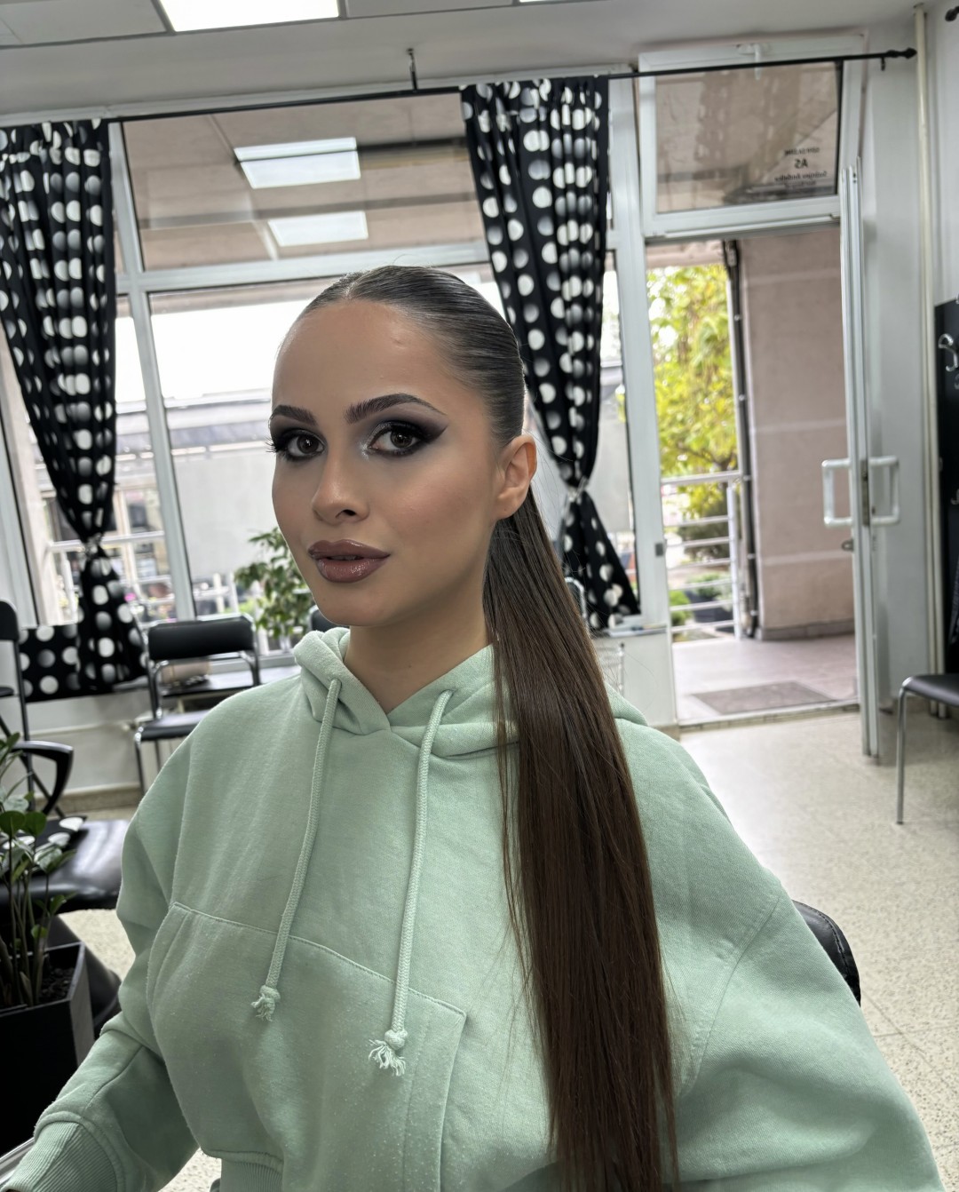 As #beograd Make-up / šminkanje Profesionalno šminkanje