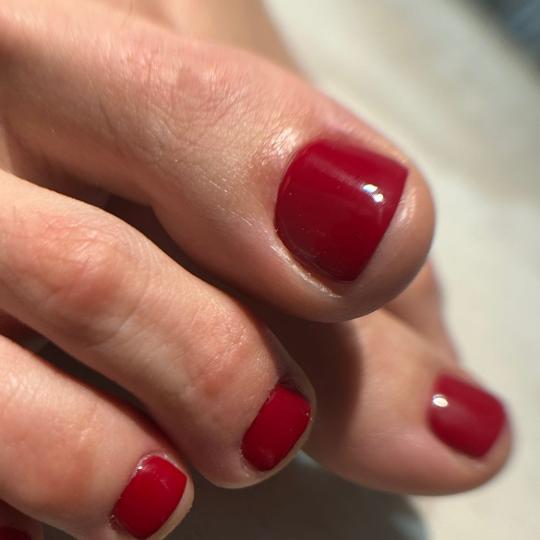Impresivna i svoja #beograd Estetski pedikir Ruski pedikir + gel lak Nokti