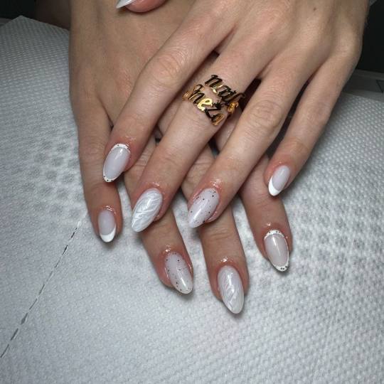 Sneža Nails #beograd Izlivanje noktiju Korekcija noktiju salonski rad - M dužina