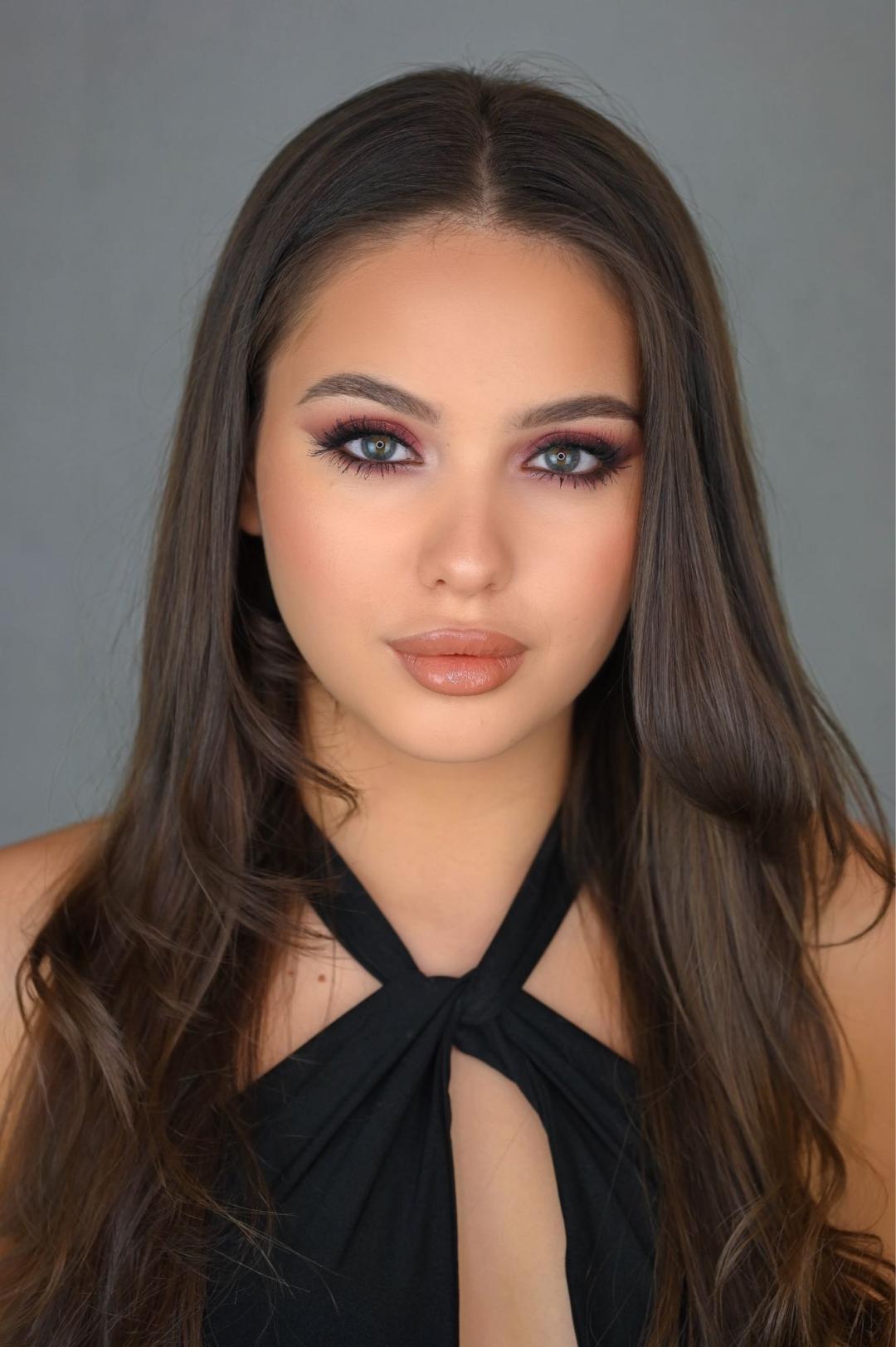 Šminkanje za maturu - Ivana Vit, Beograd Make-up / šminkanje Lice Make-up / šminkanje, Beograd, Zvezdara