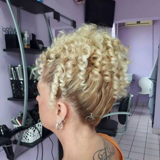 Jovana + #beograd Svečane i frizure za svadbu Svečana frizura - ekstra duga kosa