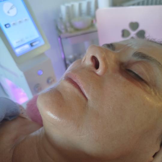 Professional beauty and spa usluga
