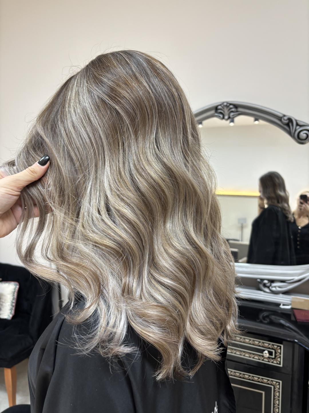 Atelier Kat #beograd Ombre, sombre, balayage Pramenovi, preliv i feniranje- duga kosa