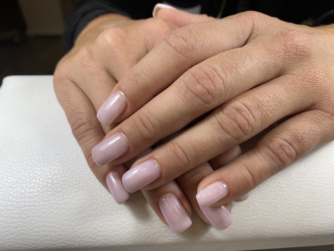 Monstera beauty salon #beograd Manikir Manikir + gel lak