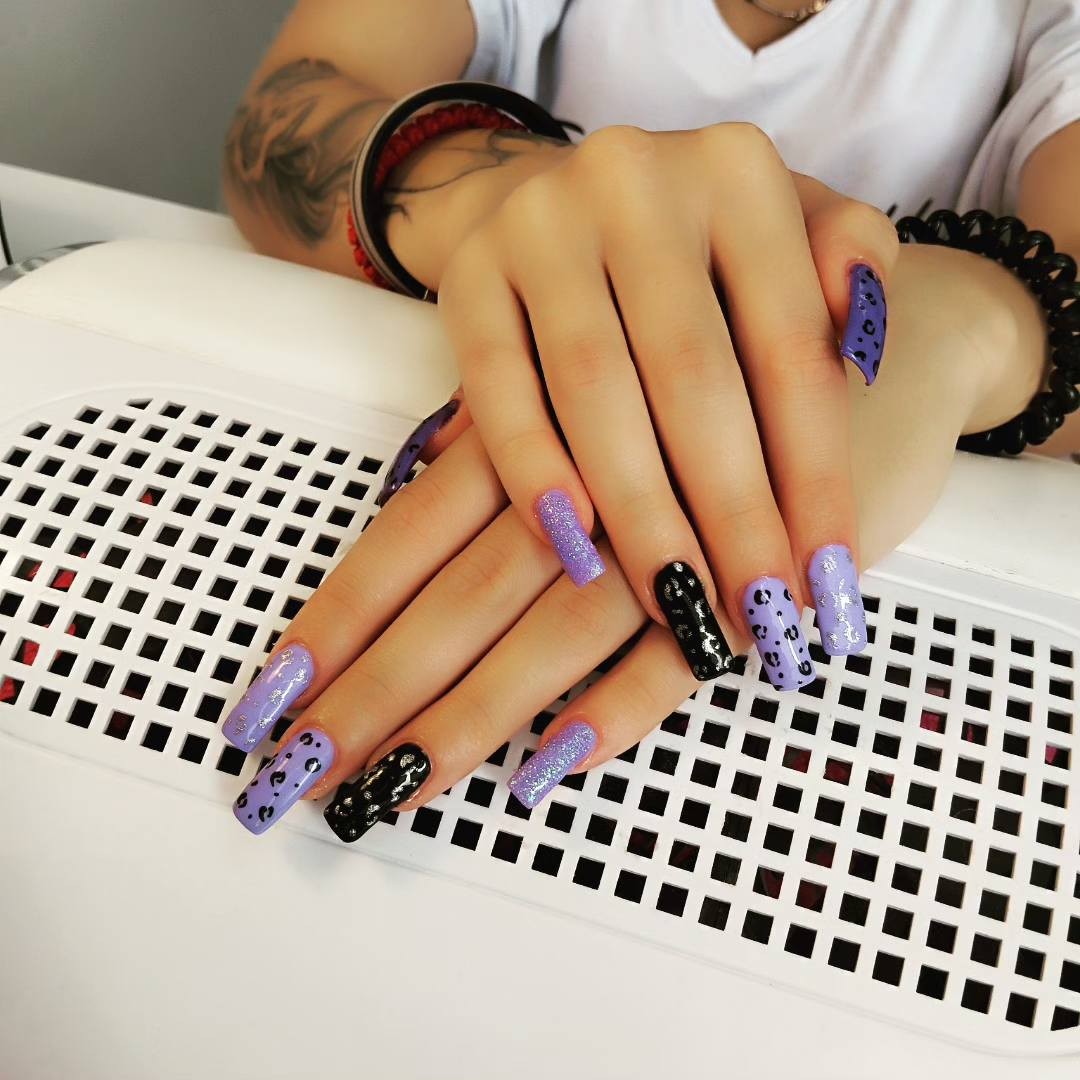 Taci nail art #beograd Korekcija noktiju Korekcija izlivanja / nadogradnje noktiju