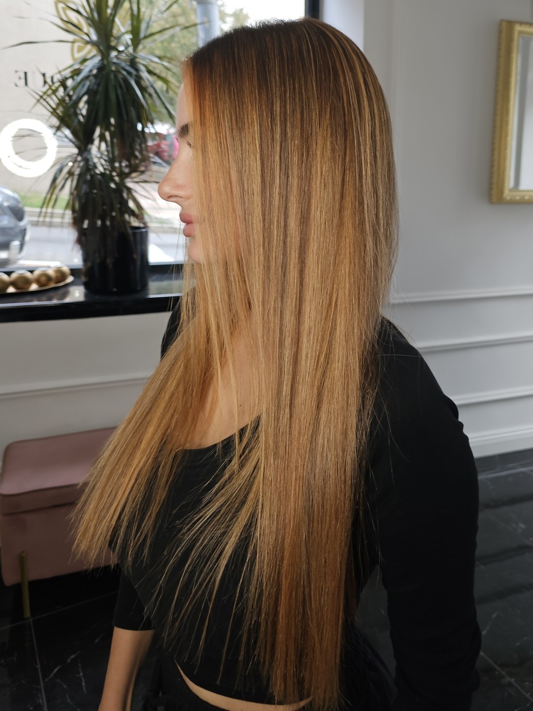 Esthetique Privé #beograd Ombre, sombre, balayage Balayage + Preliv +Feniranje + Šišanje +Black Caviar tretman
