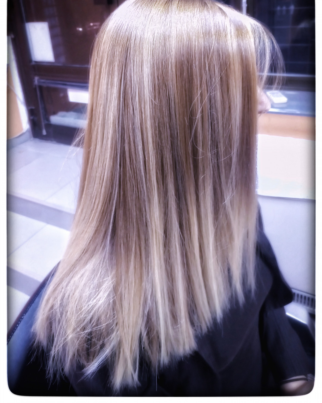 Pramenovi - duga kosa - Sv. Mina, Beograd Ombre, sombre, balayage Frizerski saloni Ombre, sombre, balayage, Beograd, Bežanijska kosa, Bežanija, Ledine, Surčin
