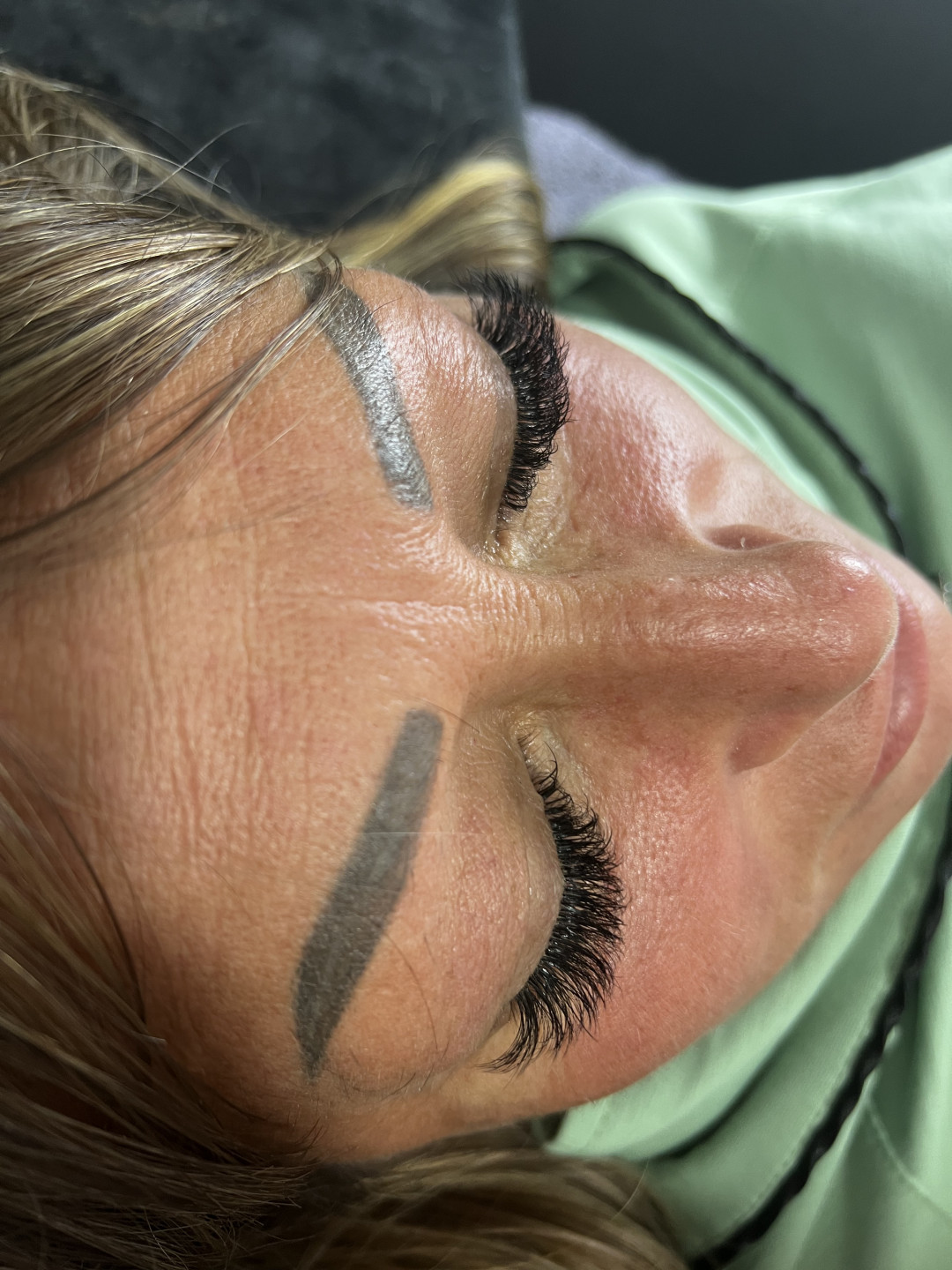 Nadogradnja trepavica - mix metoda - Nini beauty studio, Beograd Nadogradnja trepavica Lice Nadogradnja trepavica, Beograd, Zvezdara