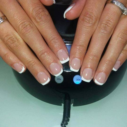 Choco Love #beograd #beograd #vracar #manikir #gellak #saloni-pedikir-manikir #izlivanje #izlivanje-