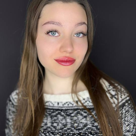 ElenA Studio #novisad Trajna šminka Trajna šminka usana - prvi tretman Na fotografiji je prikaz tr