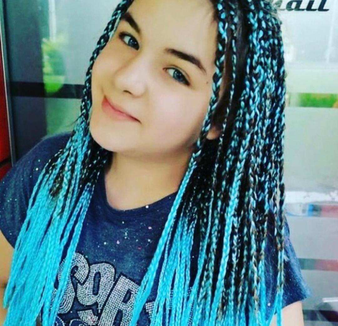 Afro kikice - Astradas 2, Beograd Pletenice, kike, punđe Frizerski saloni Pletenice, kike, punđe, Beograd, Novi Beograd blokovi, Belville, Savski kej