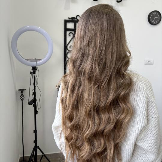 Hair studio mii #beograd Feniranje i stilizovanje Feniranje na ravno - ekstra duga kosa
