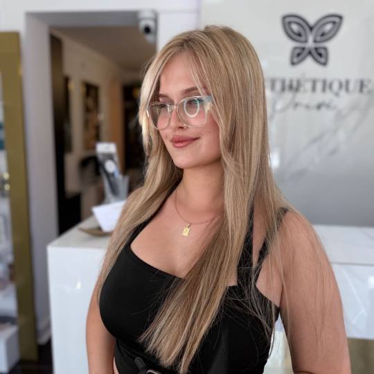 Esthetique Privé #beograd Pramenovi GOLDWELL Pramenovi + preliv + feniranje - duga kosa