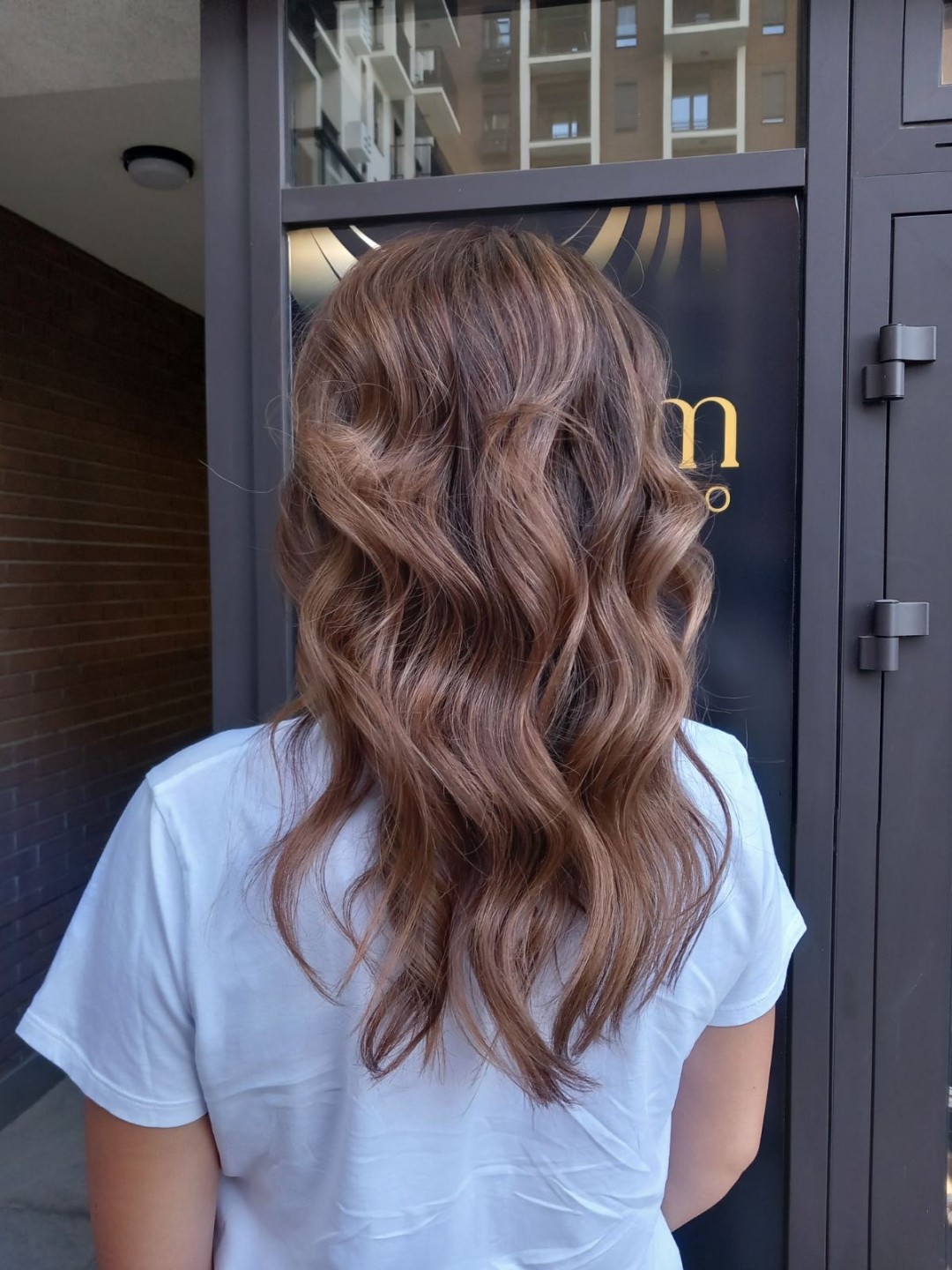 Dream Hair Studio #beograd Feniranje i stilizovanje Feniranje na talase - duga kosa