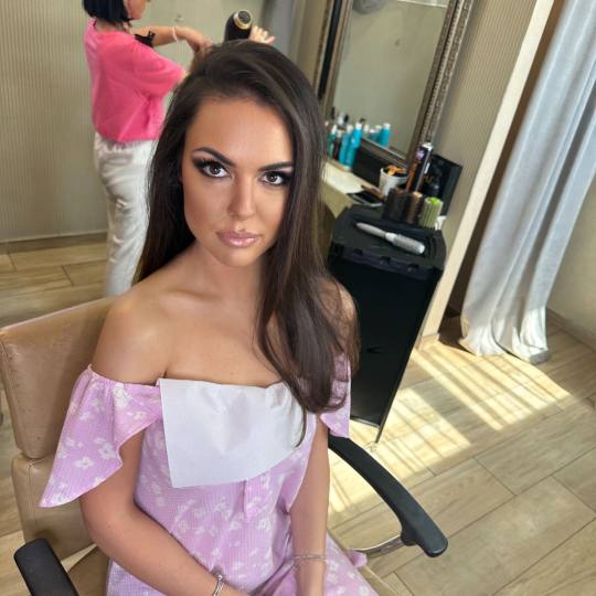 Bibi beauty centar #beograd Make-up / šminkanje Profesionalno šminkanje + veštačke trepavice BiB